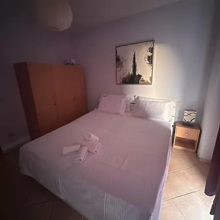 Diam Apartament-sea View In * Sarandë
